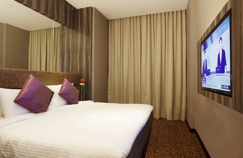 Geylang Hotel | Aqueen Hotel Paya Lebar
