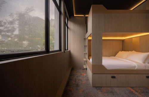 Downtown Singapore Hostel | Cube Social Boutique Capsule Hotel @ Boat Quay