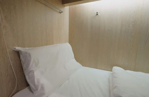 Bugis Village Hostel | The Room @Bugis