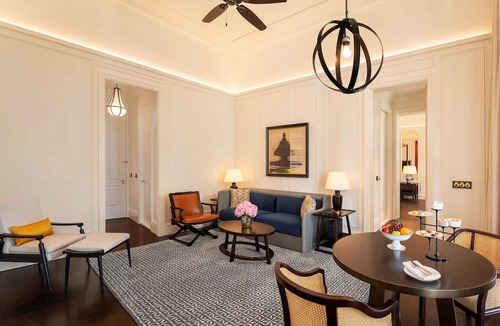 Colonial District Hotel | Raffles Singapore