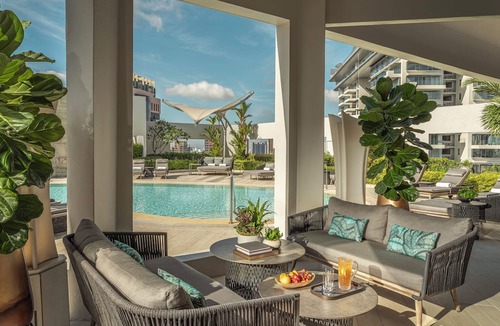 Orchard Hotel | Four Seasons Hotel Singapore