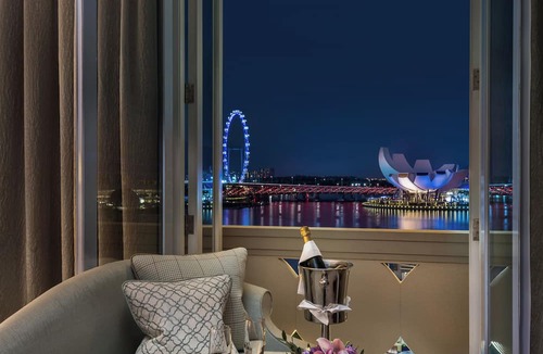Central Business District Hotel | The Fullerton Hotel Singapore