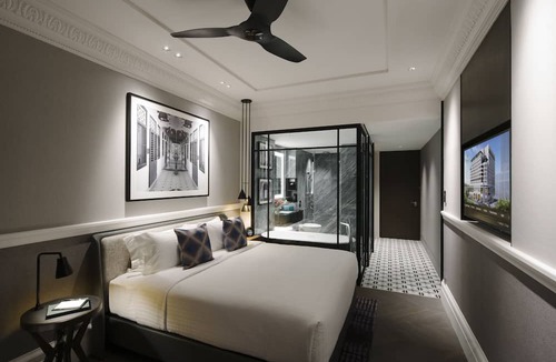 Colonial District Hotel | Grand Park City Hall