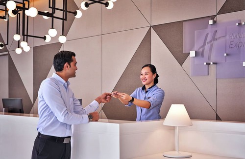 Lavender Hotel | Holiday Inn Express Singapore Serangoon by IHG