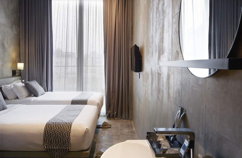 Lavender Hotel | Hotel YAN
