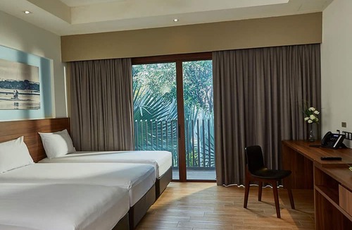 Pasir Ris Hotel | D'Resort at Downtown East