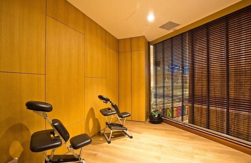 South East Division Hotel | Ambassador Transit Lounge Singapore T2