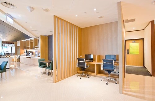 South East Division Hotel | Ambassador Transit Lounge Singapore T2