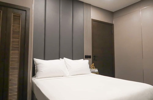 River Valley Apartment | New Deluxe Cozy Studio Apt/WIFI @ Orchard/Somerset Area