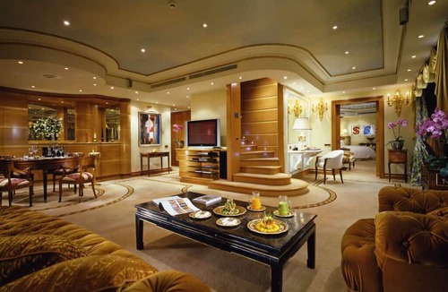 Bukit Timah Apartment | Attract travellers with an engaging headline