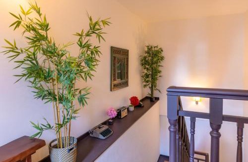 Outram Hotel | iNN at Temple St by Q Loft Newly Renovated
