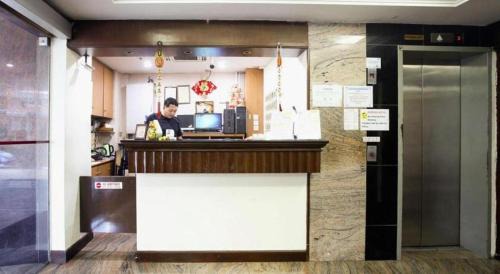 Red Light District Hotel | Darlene Hotel
