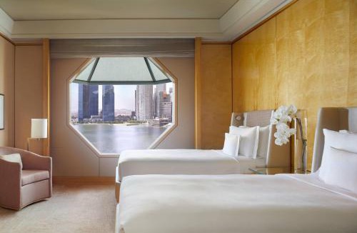 Central Business District Hotel | The Ritz-Carlton, Millenia Singapore