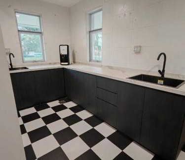 Sembawang House | D'Monochrome