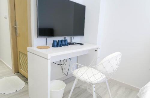 Singapore River Apartment | Comfy Studio 5 by Ong Realty
