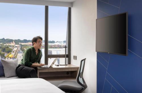 Bukit Merah Hotel | Travelodge Harbourfront Singapore