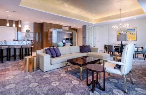 Resorts World Sentosa Resort | Resorts World Sentosa - Hotel Michael