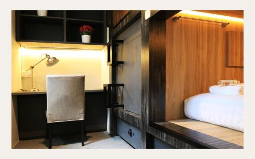 Outram Hotel | CUBE Boutique Capsule Hotel at Chinatown