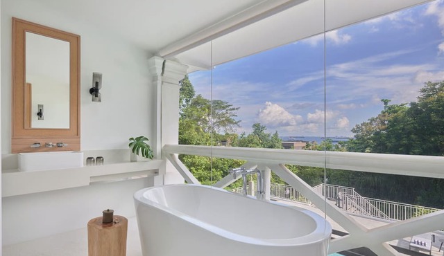 Amara Sanctuary Sentosa in Singapore