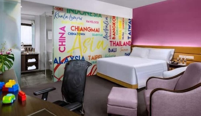 City Center Family Suite + Breafast Exec Access SG in Singapore