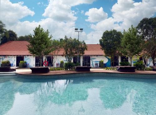 Coliwoo Resort Changi